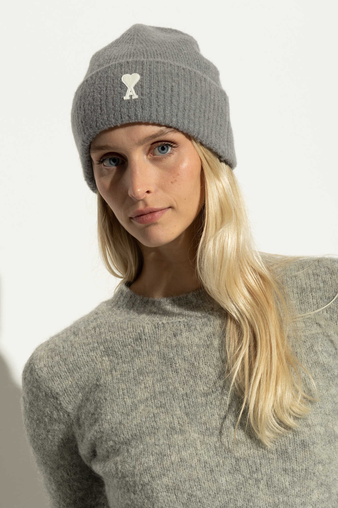 ame♡ Grey Cap with logo patch Ami Alexandre Mattiussi - Vitkac AS